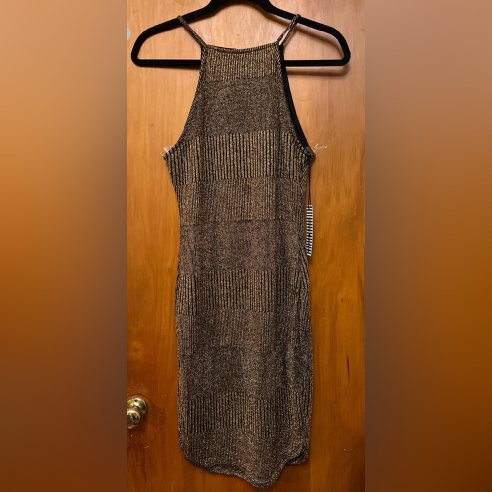 🆕. Haute Monde NEW Elegant  Sleeveless Dress S. NEW

AC